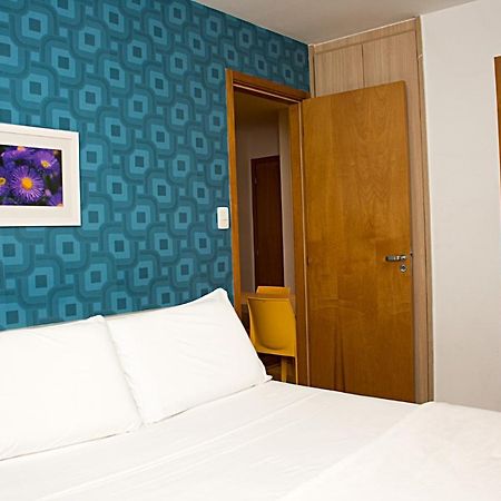 Unico Apart Hotel เฟย์รา เด ซานตานา ภายนอก รูปภาพ